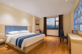 JTOUR Inn Xiantao Shopping Mall Pedestrian Street - 1