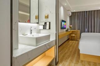 Borrman Hotel Zhuhai Gongbei Port Fuhuali Light Rail - 3