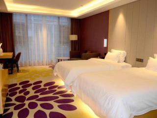 Lavande Hotel Nujiangzhou - 1