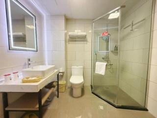 GreenTree Inn Hefei East Wangjiang Road CTCE Express Hotel - 1