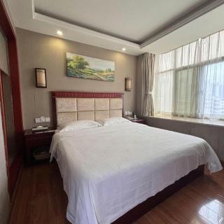 GreenTree Inn Guangdong Huizhou Chenjiang Intercity Rail Station Business Hotel - 2