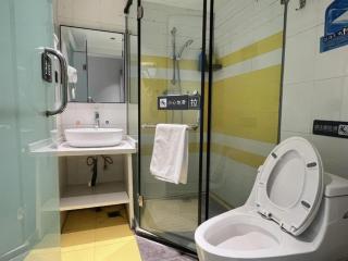 7 Days Inn Guiyang Qianlingshan Park Beijing Road Metro Station - 4