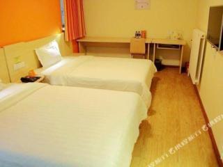 7 Days Inn Qingdao Haier Zone Ditie Tower Jiushui West Road - 7
