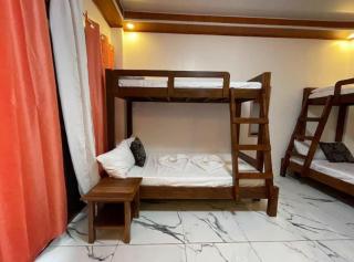 Pilot Hotel - 1