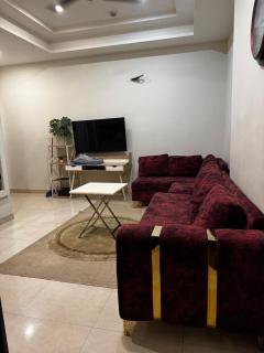 One bedroom apartment river hills phase 7 - 0