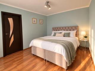 Sunny Apartment - 6
