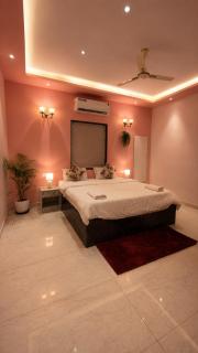 Elegant Villa Opposite Anjuna Beach - 2