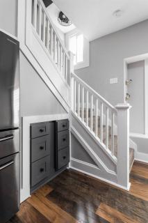 Fresh Urban Space, Quiet Area, Close to Dwtn - 3