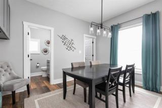 Fresh Urban Space, Quiet Area, Close to Dwtn - 1