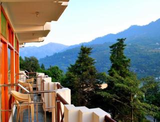 Hotel Lake Inn - A Luxury Lake View Hotel - 9