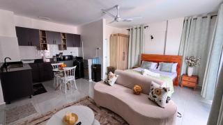 Pearl suite Bamburi Studio Aircon Pool & balcony - 6