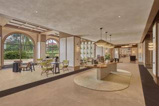 Slohh by Roach Bengaluru, Curio Collection by Hilton - 8