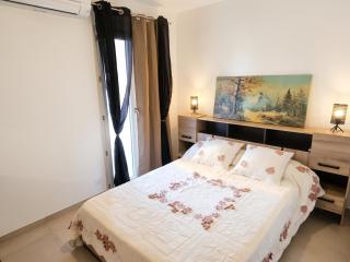 Appartement moderne à Lucciana avec terrasse ensoleillée. - 5
