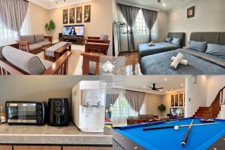 Johor Bahru JB Mahkota -- Family Retreat & Pool Table #5BR4B 16pax by Cowidea - 9
