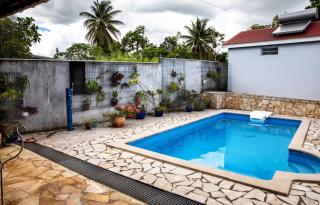 Charmant bungalow à Baie-Mahault avec piscine privée - 3