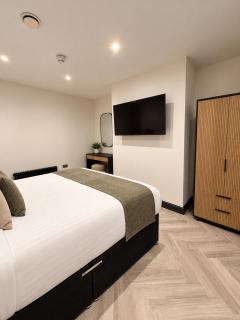 Leeds Most Stunning Building - Sleeps 30 - 3