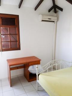 Appartement charmant à Sainte-Rose avec piscine - 3