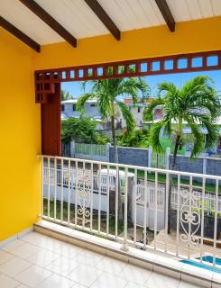 Appartement charmant à Sainte-Rose avec piscine - 2
