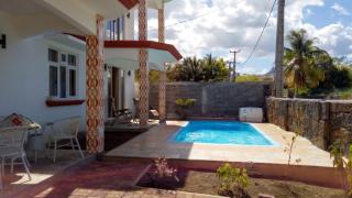 Elegant Apartment Flic en Flac + Pool - 3