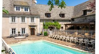 Bungalow charmant à Argences-en-Aubrac avec piscine partagée - Banes - 0