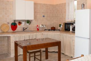 Charming house in Locorotondo, enclosed garden - 4