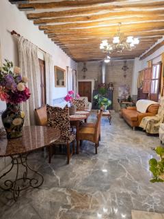 House in Diezma with Fireplace and Terrace - 5