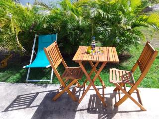 Chaleureuse maison au Moule avec piscine partagée - 2