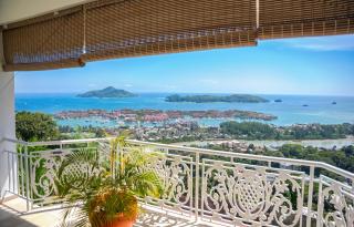 Elegant apartment in Les Mamelles, 400 m², sea view - 4
