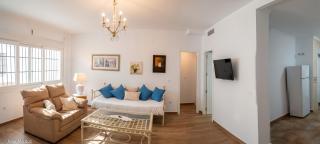 Modern Apartment in Peñaflor with Air Conditioning - 85 m² - 2