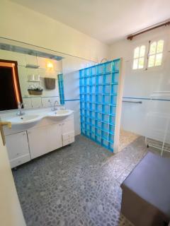 Appartement charmant à Pointe-Noire - Piscine et Jacuzzi - 54 m² - 5