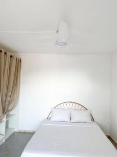 Maison familiale à Deshaies, 80 m² avec jardin -  - 6