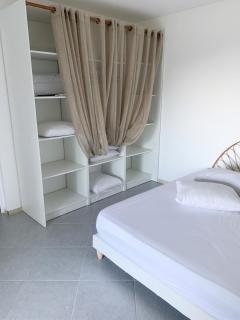 Maison familiale à Deshaies, 80 m² avec jardin -  - 5