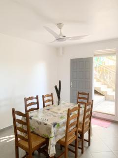 Maison familiale à Deshaies, 80 m² avec jardin -  - 4