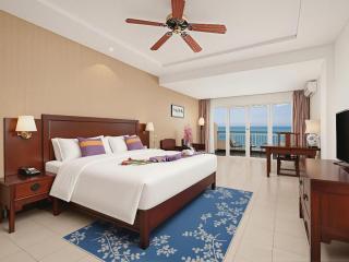 Haikou West Coast Hotel - 1