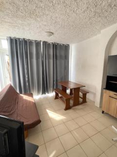Studio cosy à Linguizzetta 32 m² avec terrasse privée - 4