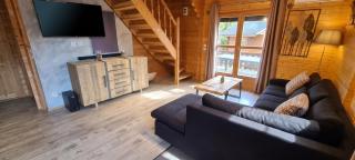 Chalet chaleureux à Orlu avec Jacuzzi et vue sur la montagne - 1