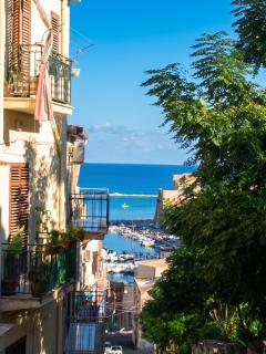 Spacious apartment with sea view in Castellammare del Golfo - 6