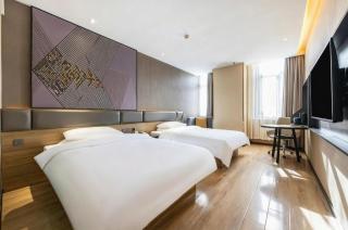 IU Hotels· Lanzhou Xike Station Huanghelou Branch - Lanzhou - 5