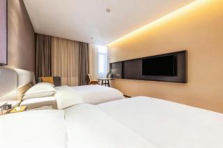 IU Hotels· Lanzhou Xike Station Huanghelou Branch - Lanzhou - 3
