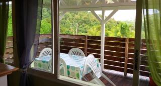 Maison douce à Rivière-Salée avec vue sur jardin & montagne - 3