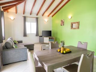 Maison élégante au Moule avec terrasse ensoleillée - 9
