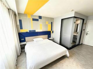 7 Days Inn Hefei Railway Metro Station - 7