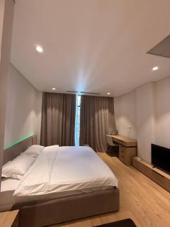 Sea Breeze, Marina Village - 4
