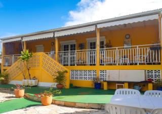 Villa élégante à Sainte-Anne avec piscine privée ouverte toute l'année - 1