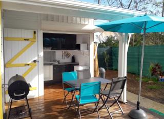 Bungalow chic à Sainte-Rose + piscine. - 4