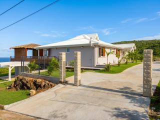 Villa contemporaine au Marin avec piscine privée - 3