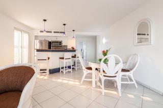 Elegant Apartment Lowlands + Pool - 4