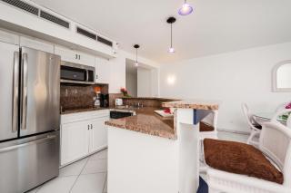 Elegant Apartment Lowlands + Pool - 3