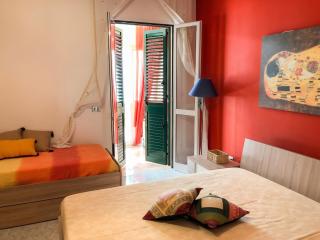 Comfortable apartment in Baia Verde, balcony, 50 m², parking - 4