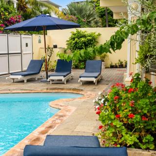 Spacious Villa Grand Baie with Pool - 4